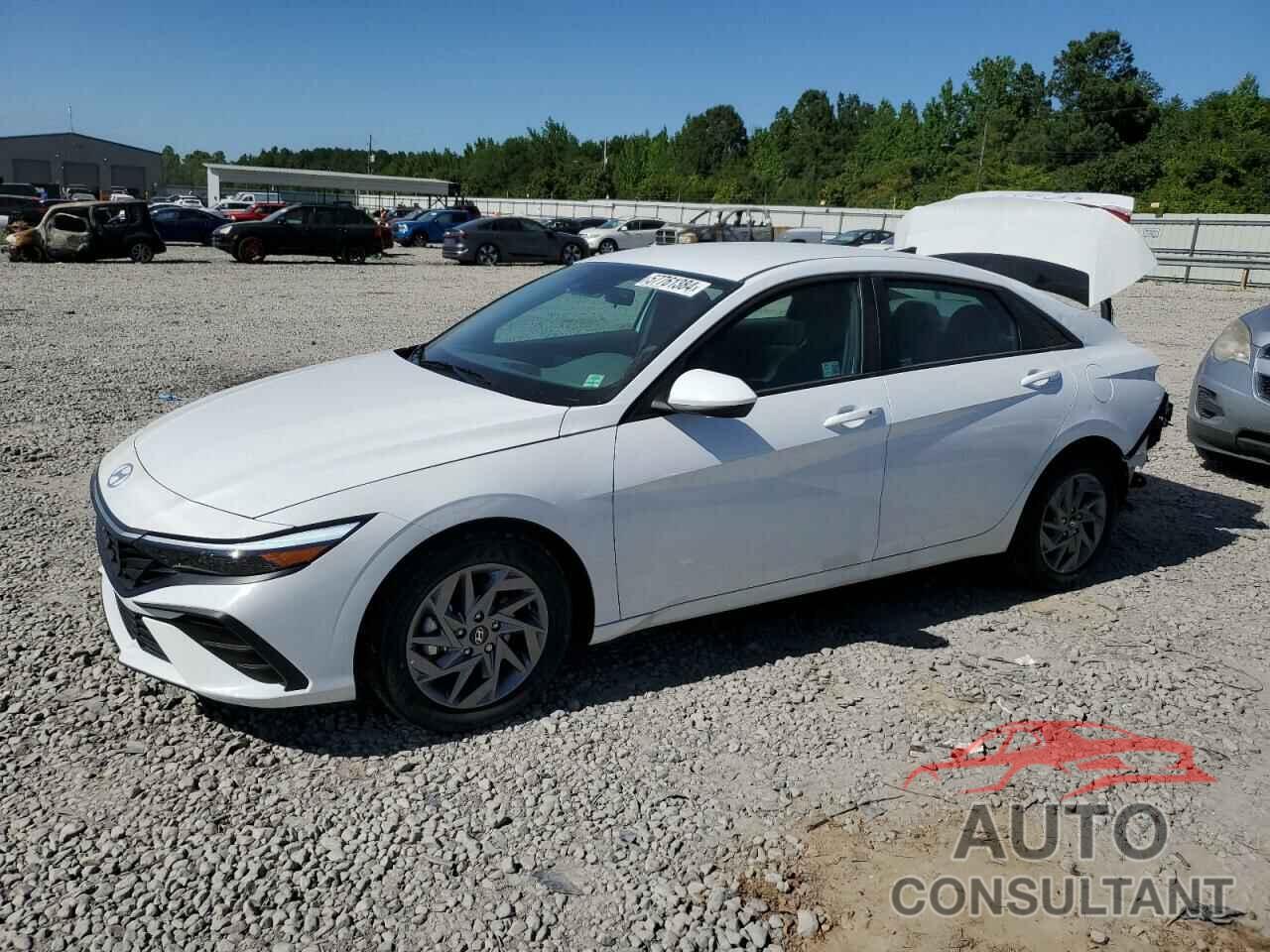 HYUNDAI ELANTRA 2024 - KMHLM4DG3RU651849