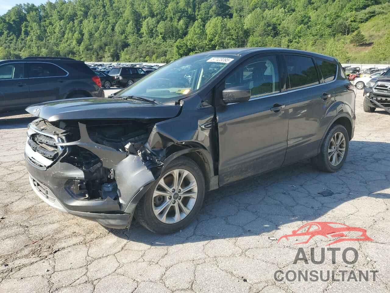 FORD ESCAPE 2017 - 1FMCU9GD1HUE00342