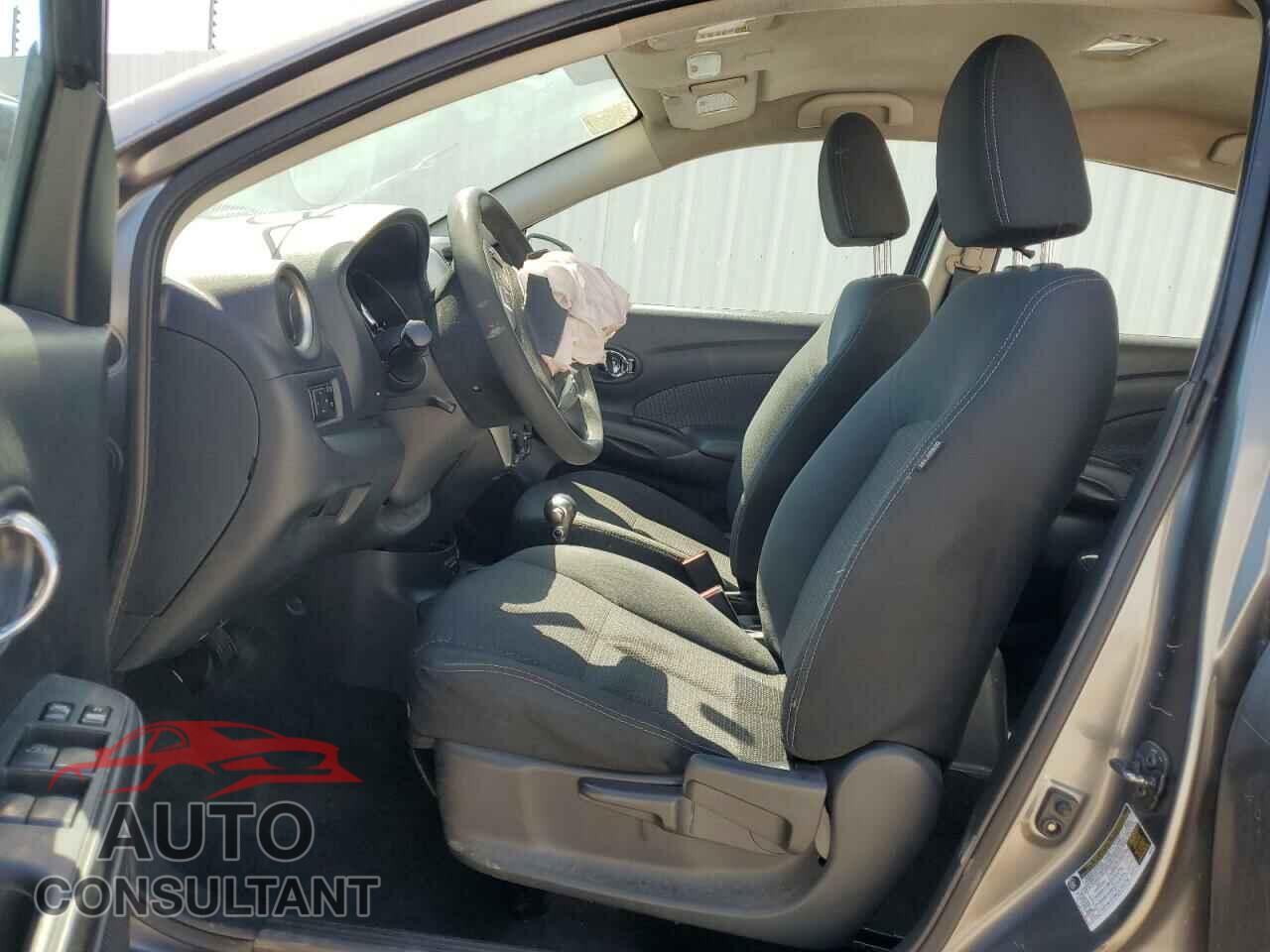 NISSAN VERSA 2017 - 3N1CN7AP3HL806306