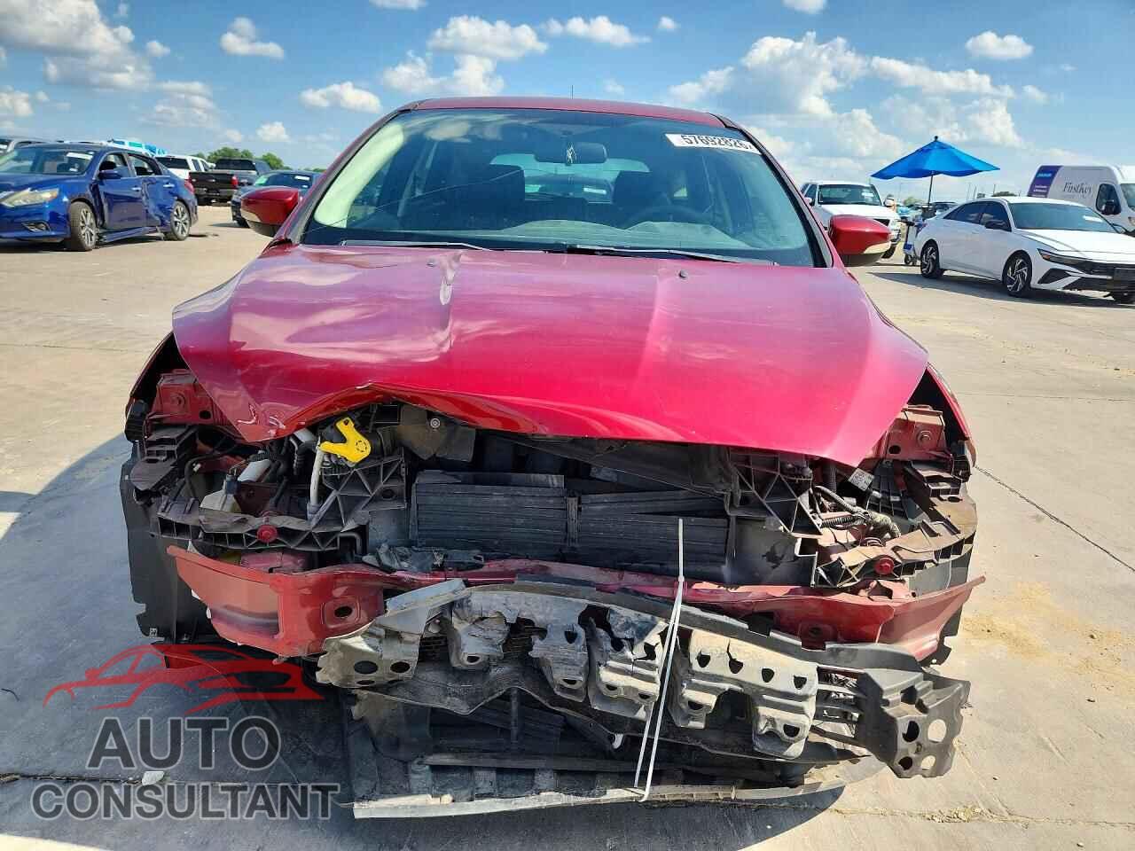 FORD FOCUS 2017 - 1FADP3K28HL210150