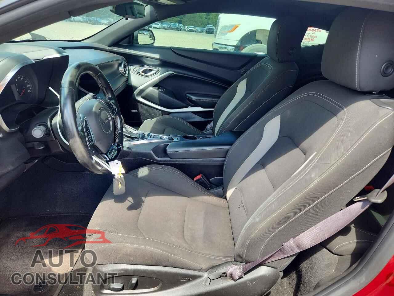 CHEVROLET CAMARO 2017 - 1G1FB1RX6H0172841