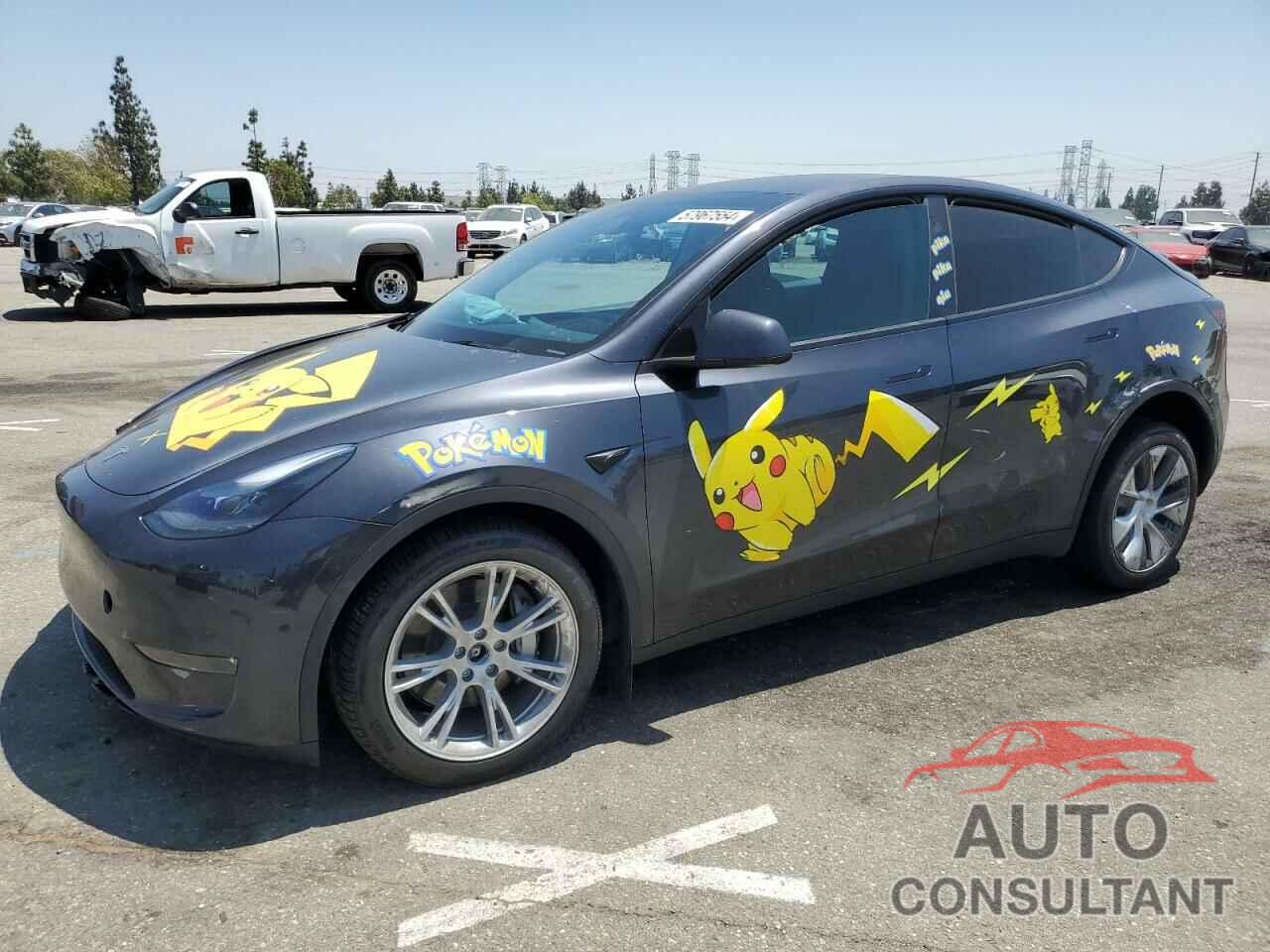 TESLA MODEL Y 2024 - 7SAYGDEE7RA222849