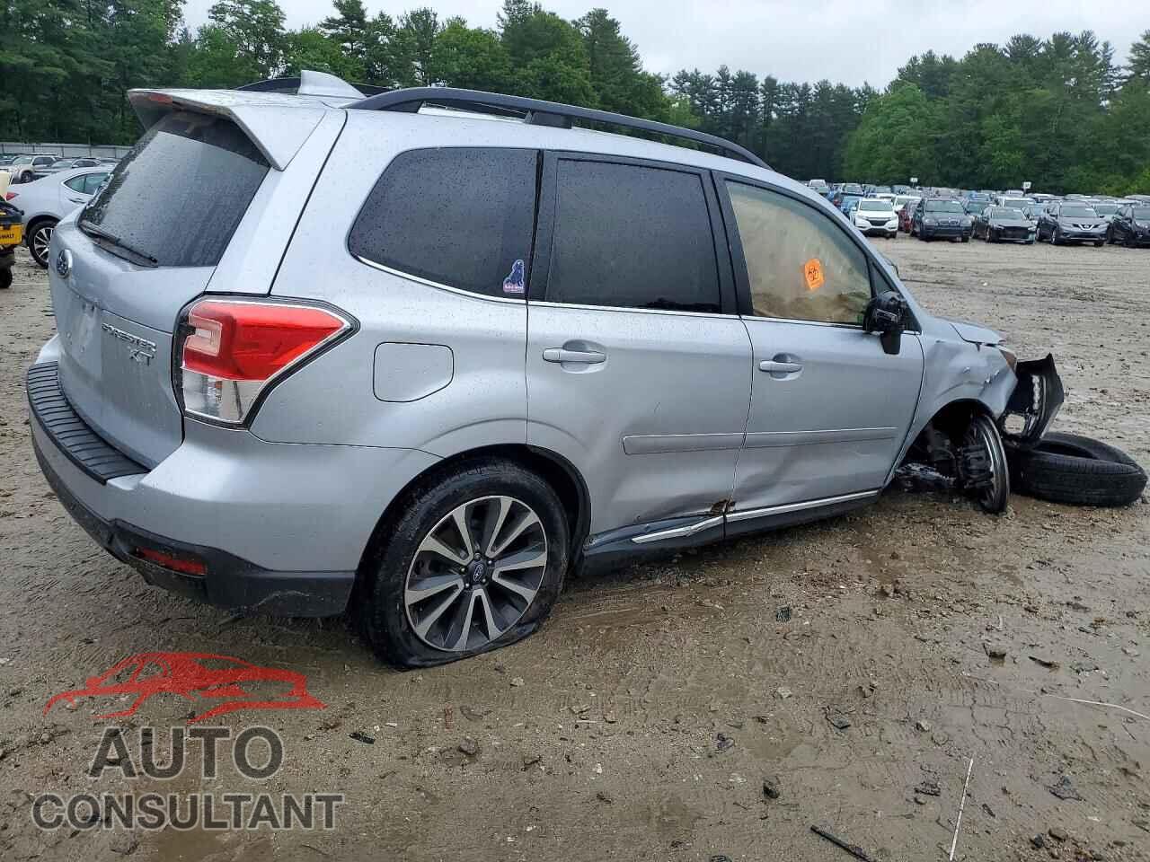 SUBARU FORESTER 2017 - JF2SJGWC7HH572858