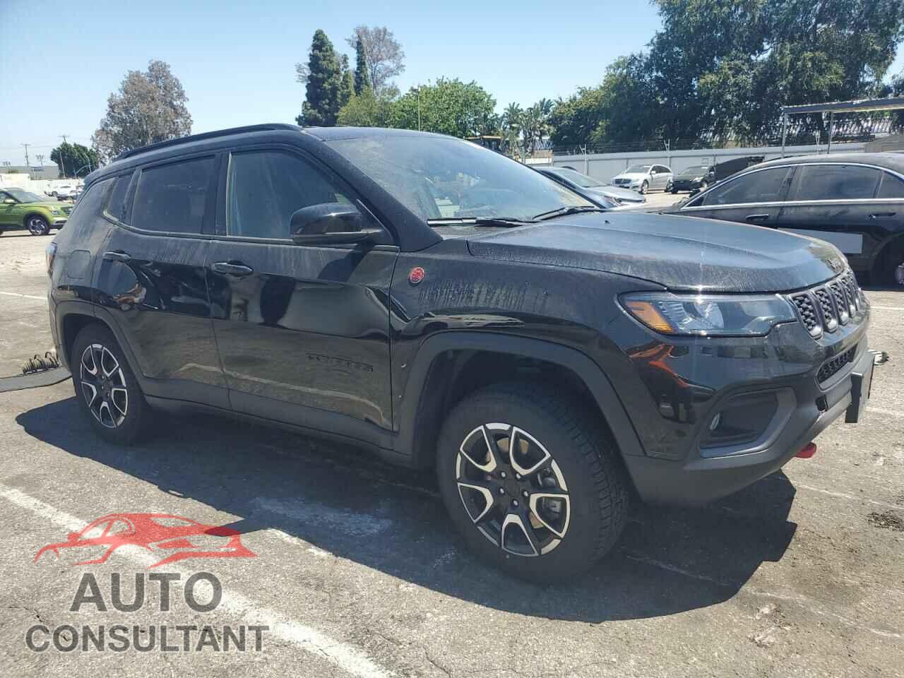 JEEP COMPASS 2024 - 3C4NJDDN5RT137399