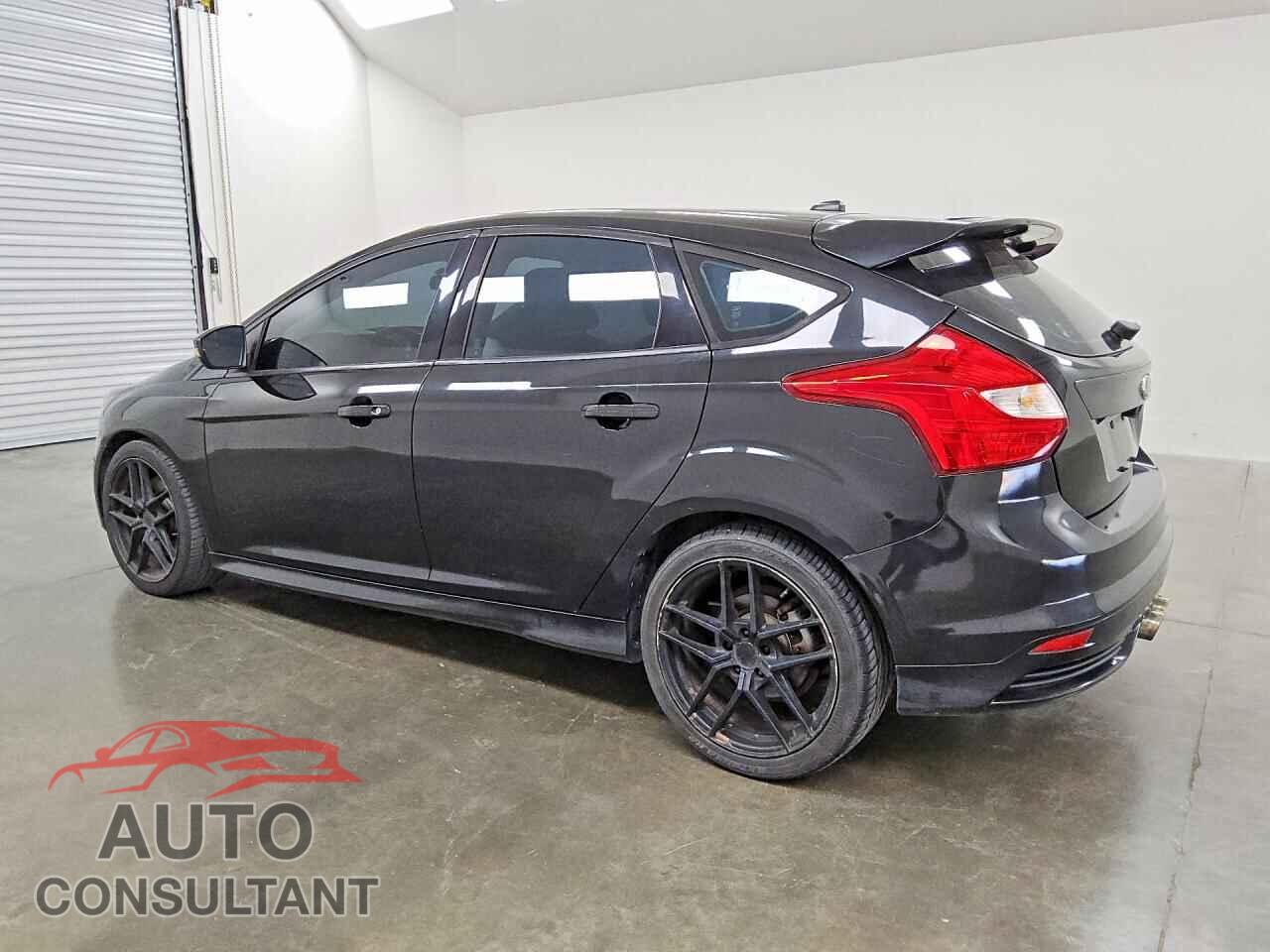 FORD FOCUS 2014 - 1FADP3L90EL339359