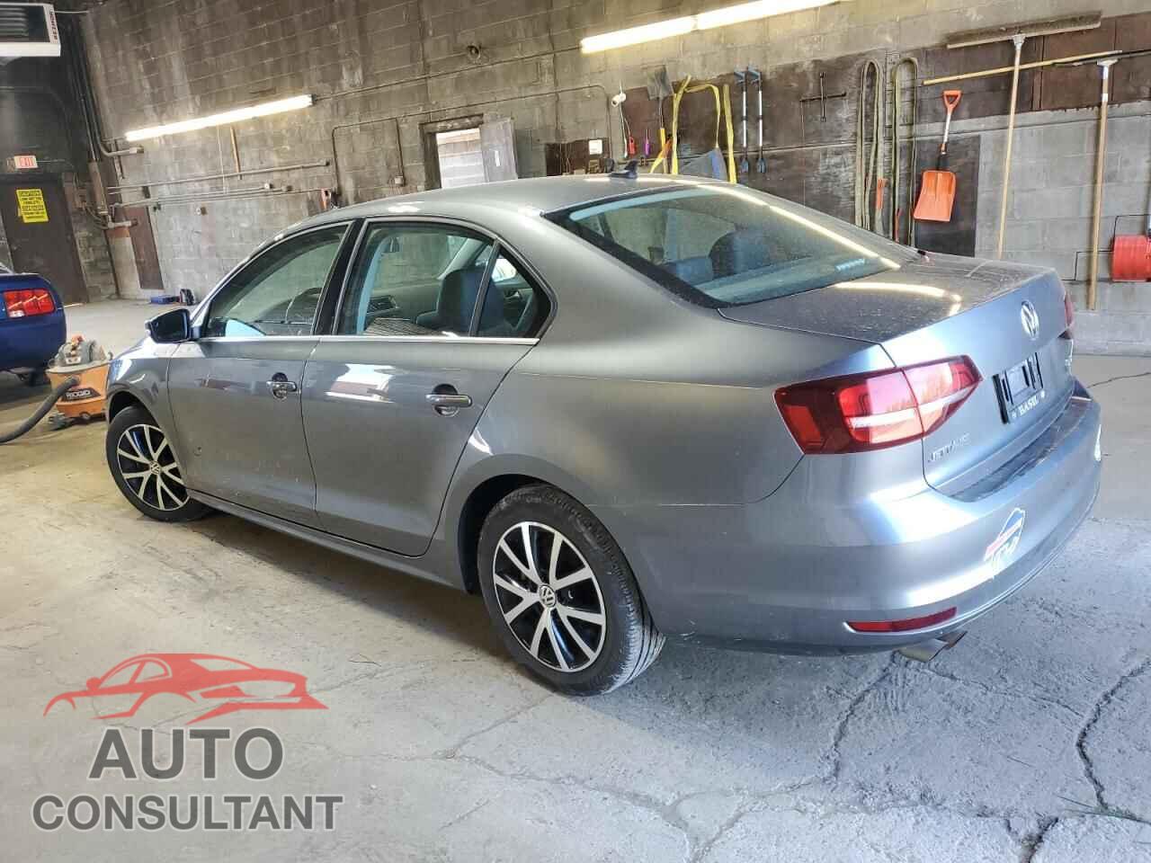 VOLKSWAGEN JETTA 2017 - 3VWDB7AJ1HM393976