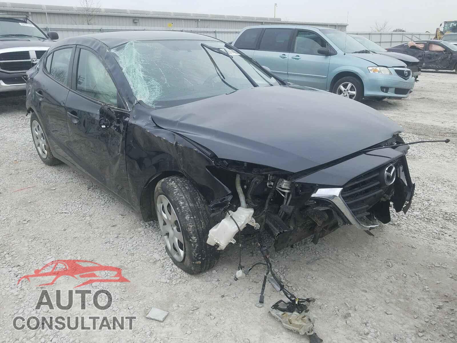 MAZDA 3 2017 - 3MZBN1U76HM152832