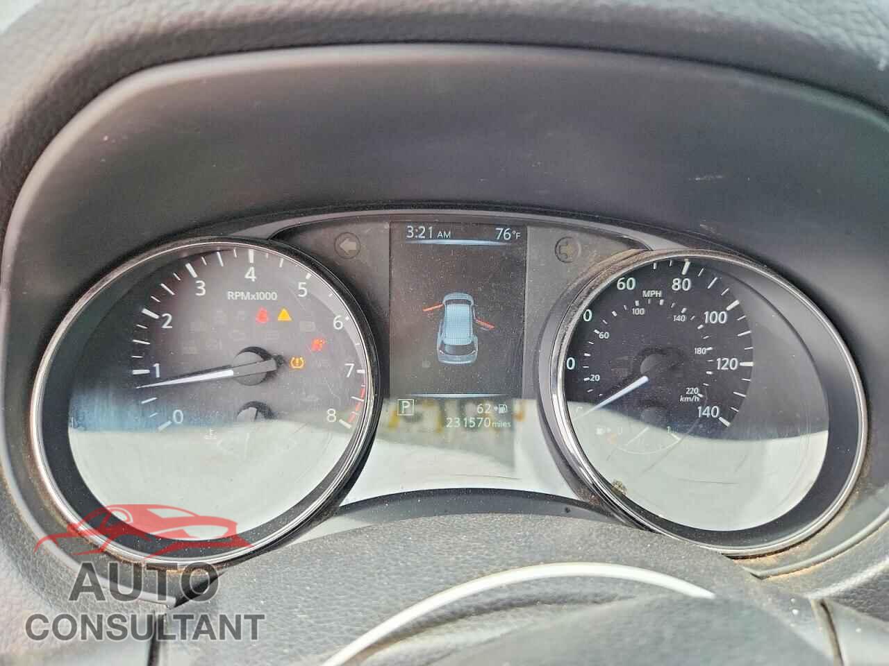 NISSAN ROGUE 2017 - KNMAT2MT2HP534020