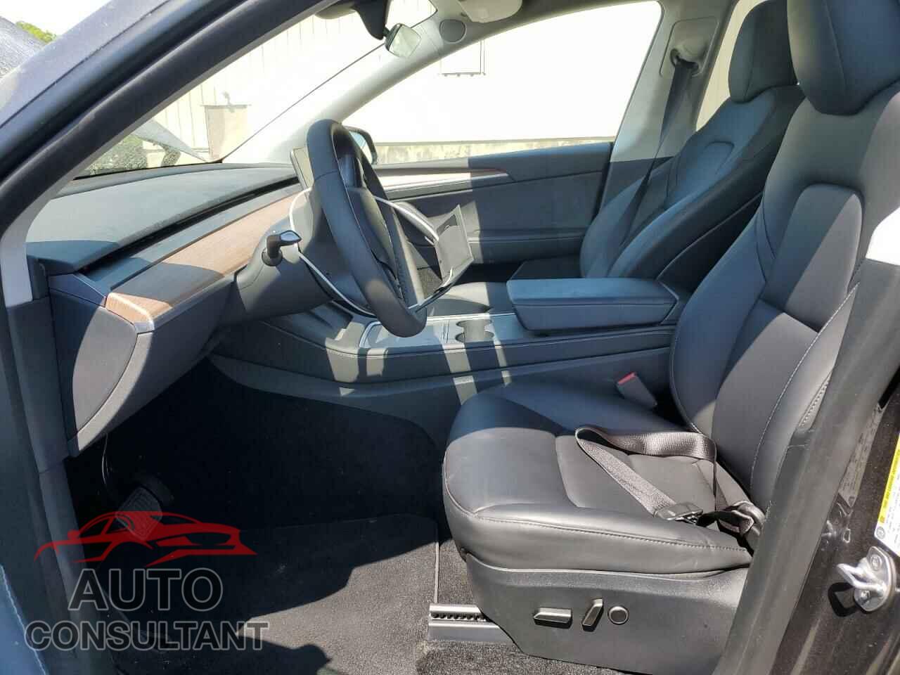TESLA MODEL Y 2024 - 7SAYGDEEXRF994829