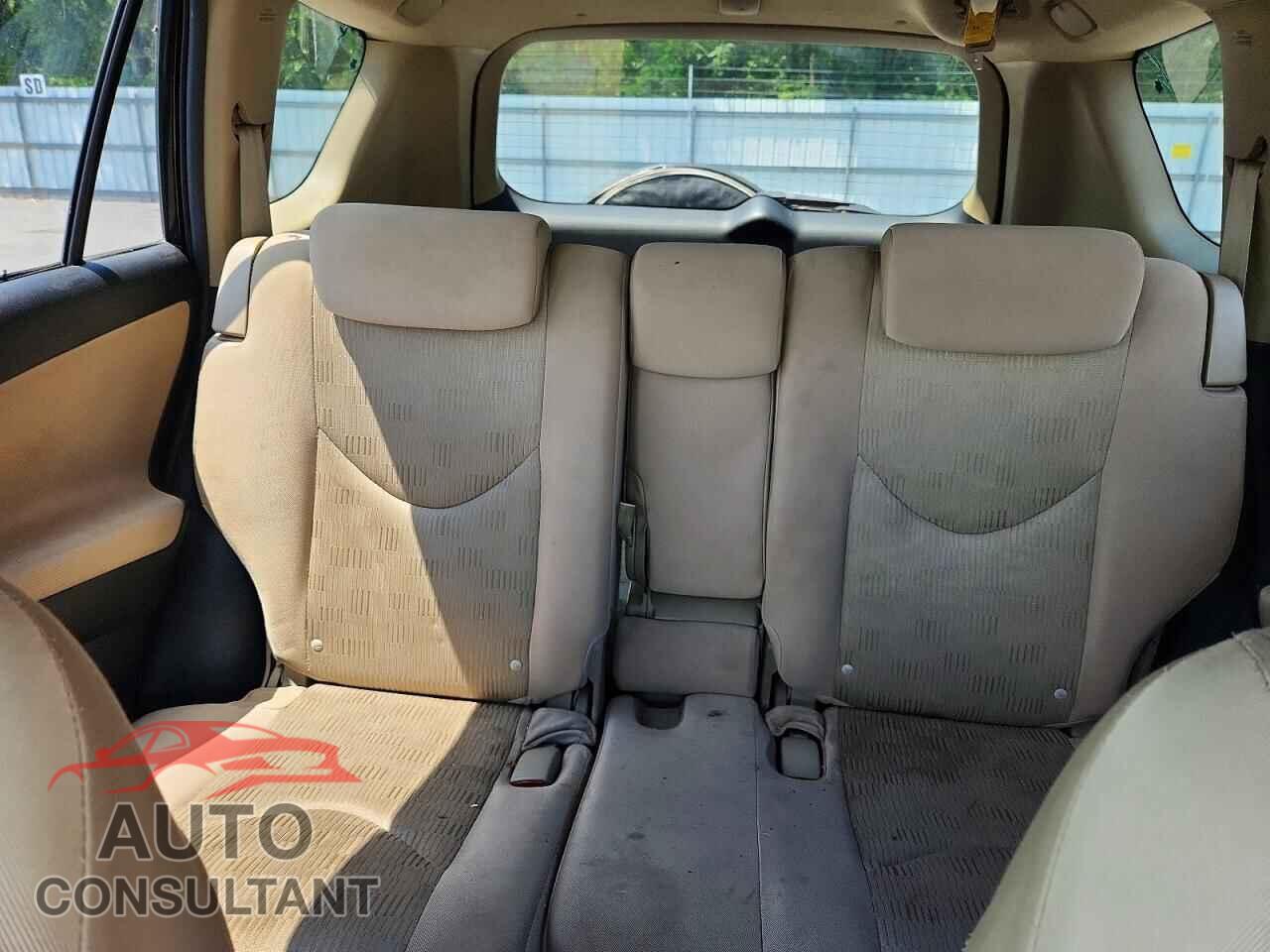 TOYOTA RAV4 2010 - JTMBF4DV9AD030175