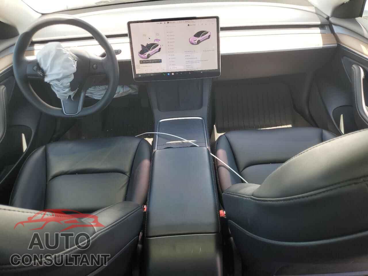 TESLA MODEL 3 2021 - 5YJ3E1EA1MF070393