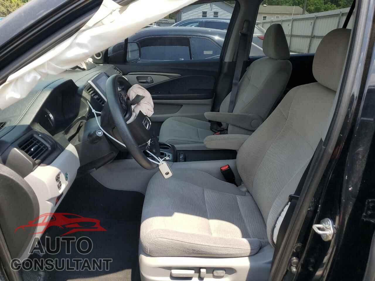 HONDA PILOT 2018 - 5FNYF6H38JB014458