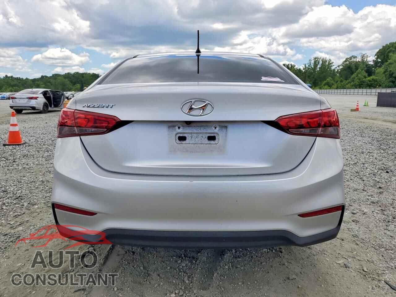 HYUNDAI ACCENT 2019 - 3KPC24A32KE064591