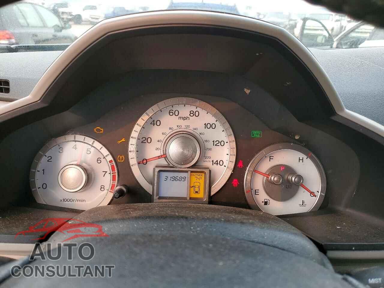 HONDA PILOT 2011 - 5FNYF4H52BB047575