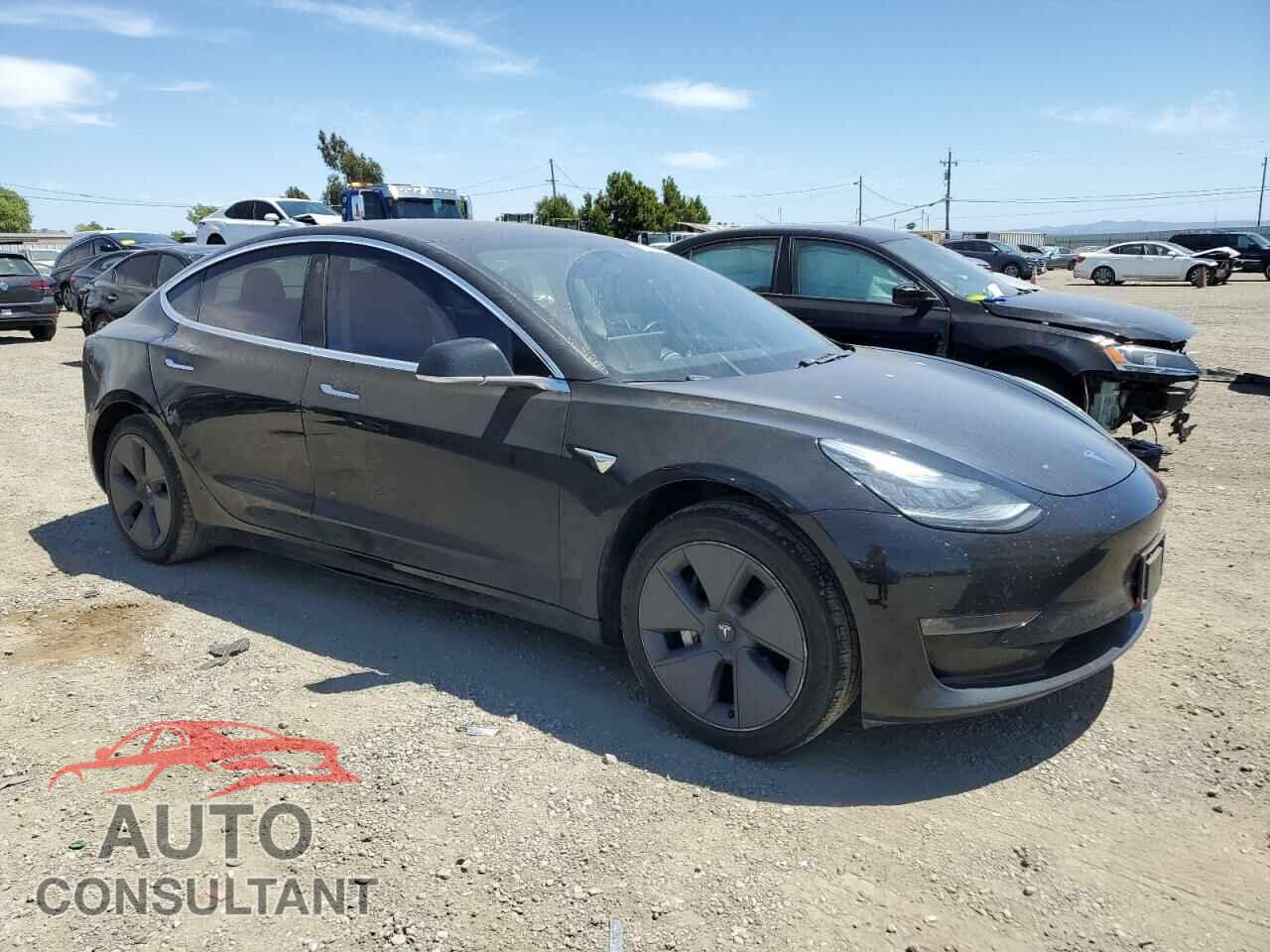 TESLA MODEL 3 2018 - 5YJ3E1EA6JF019905