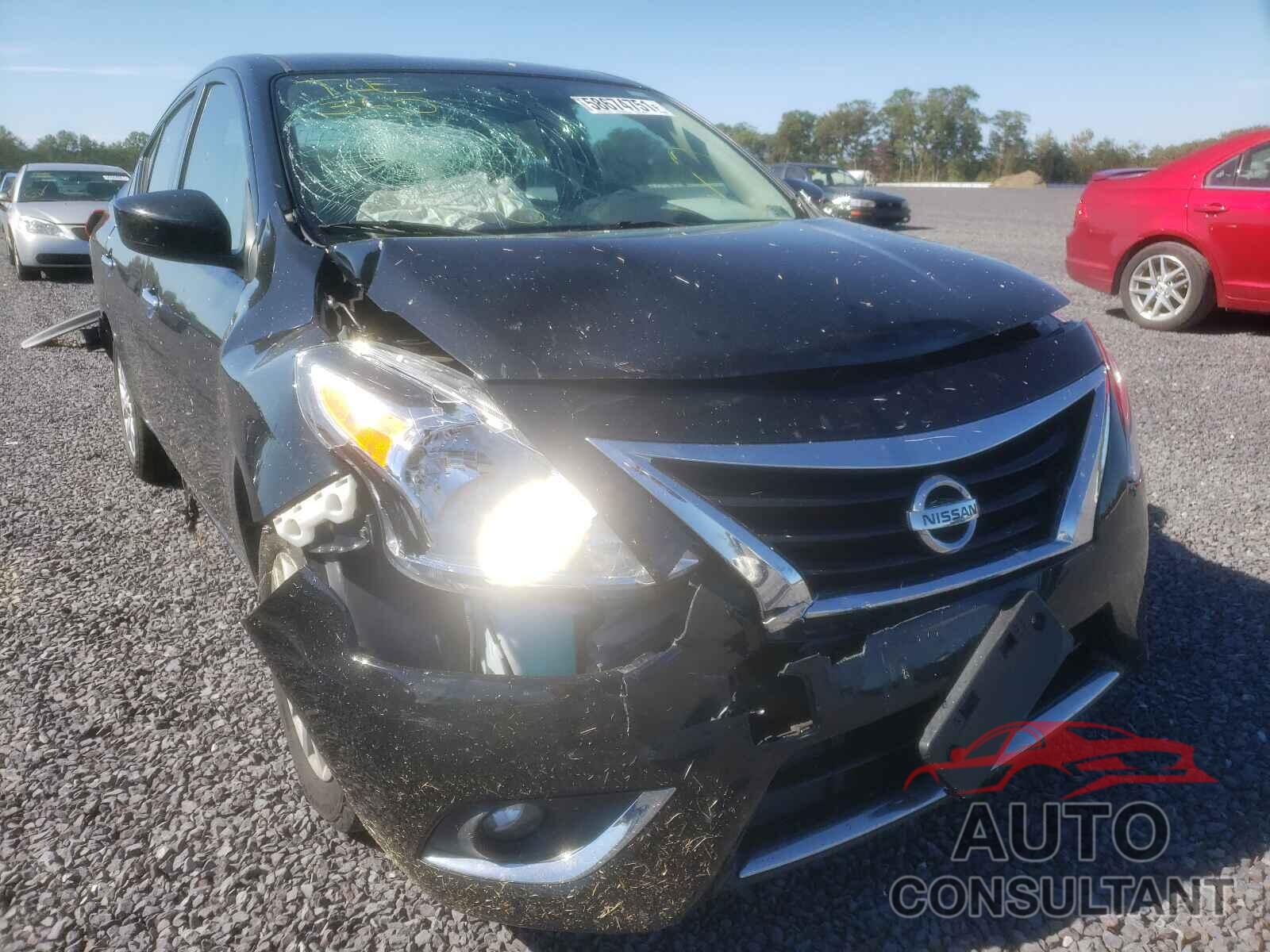 NISSAN VERSA 2018 - 3N1CN7AP7JL871472