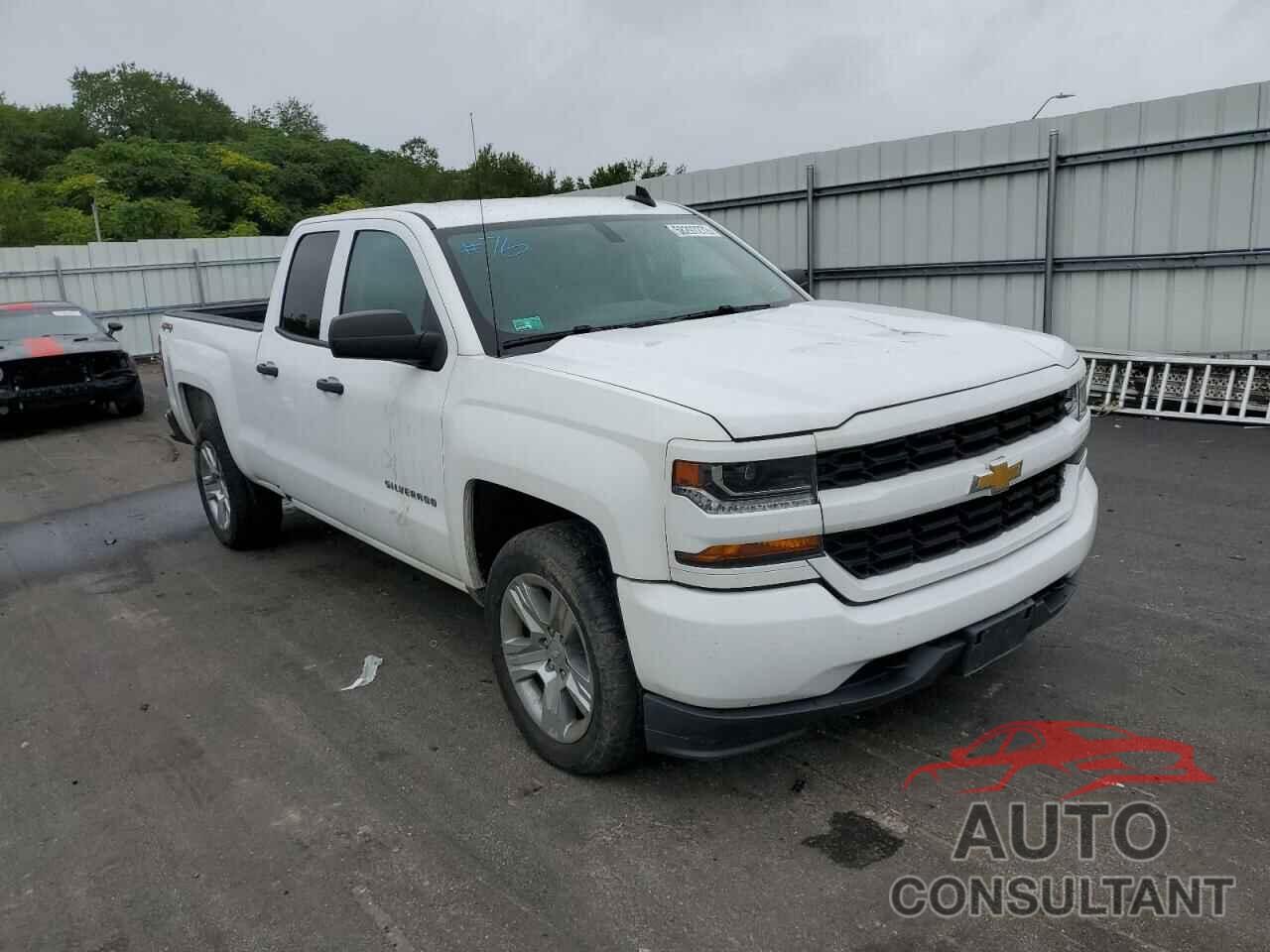 CHEVROLET SILVERADO 2018 - 1GCVKPEC1JZ324180