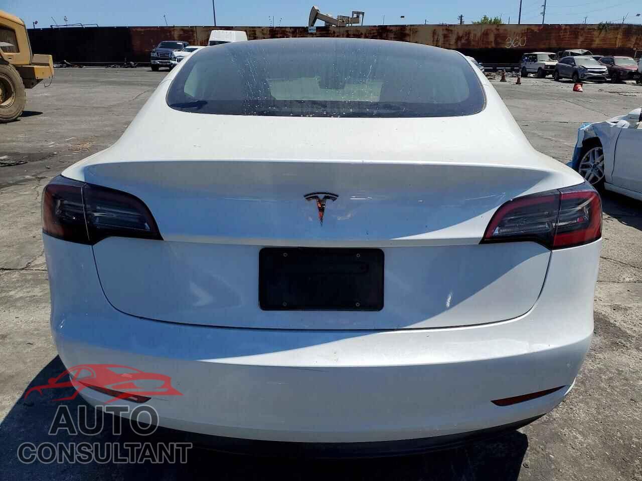 TESLA MODEL 3 2023 - 5YJ3E1EA3PF687668