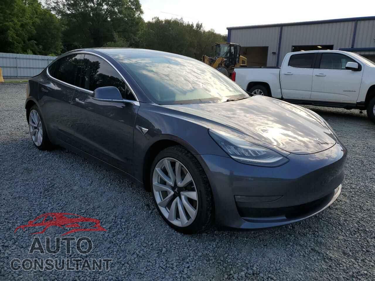 TESLA MODEL 3 2019 - 5YJ3E1EB2KF418501
