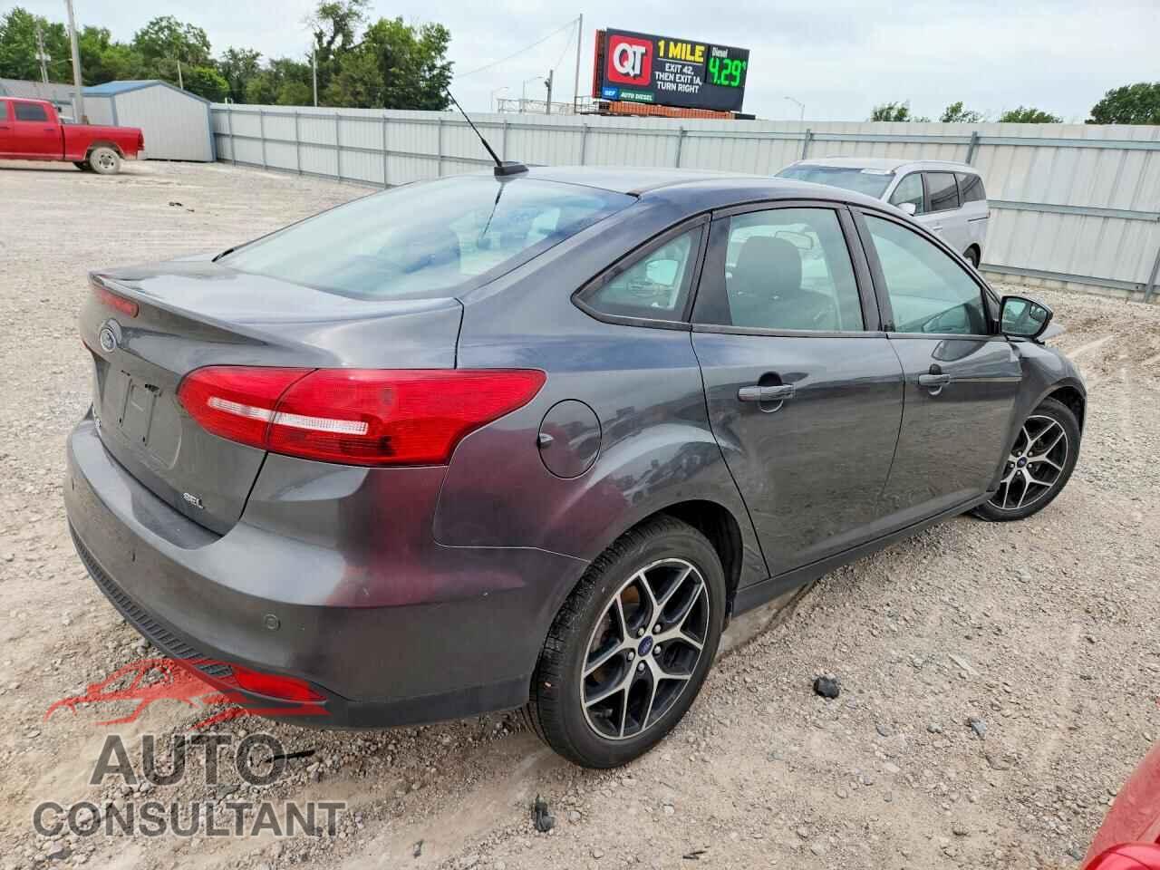 FORD FOCUS 2017 - 1FADP3H20HL319077