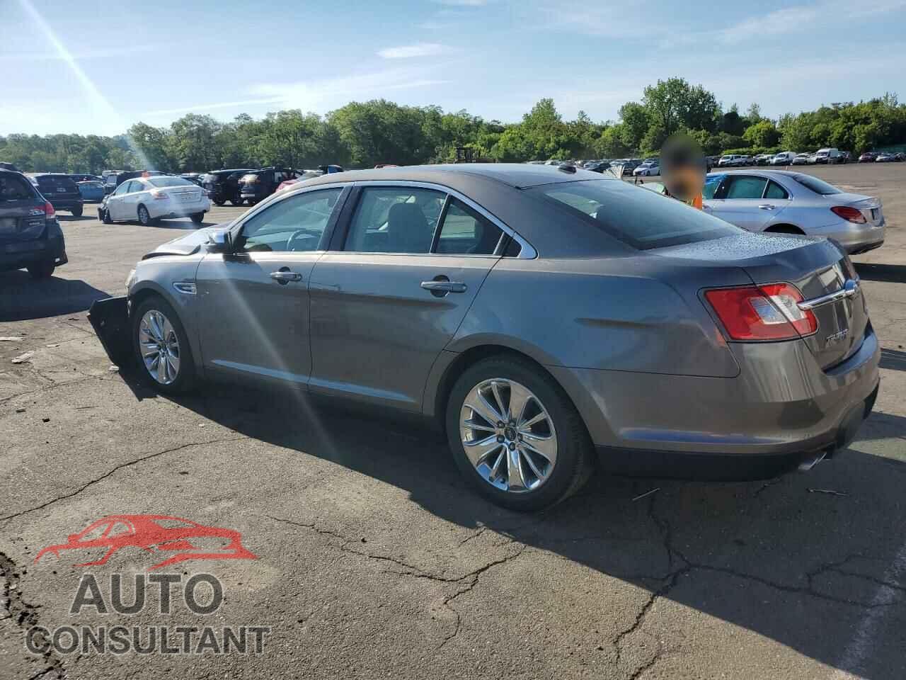 FORD TAURUS 2011 - 1FAHP2FW3BG146981