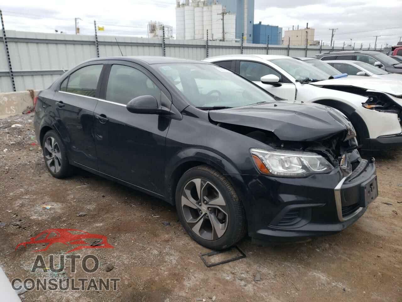 CHEVROLET SONIC 2017 - 1G1JF5SBXH4120948