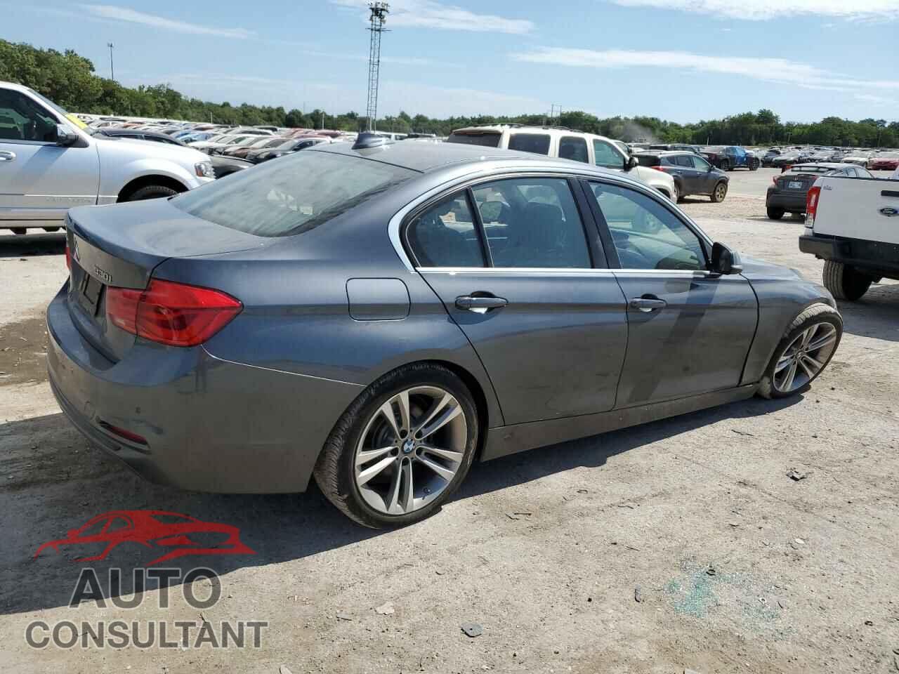 BMW 3 SERIES 2017 - WBA8D9G32HNU66553