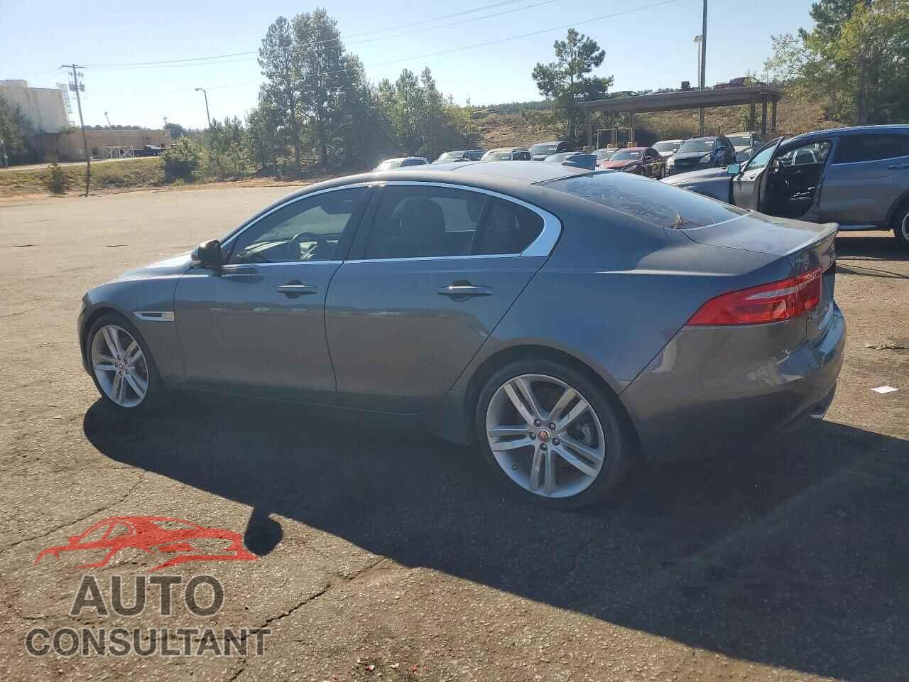 JAGUAR XE 2017 - SAJAE4BVXHA953361