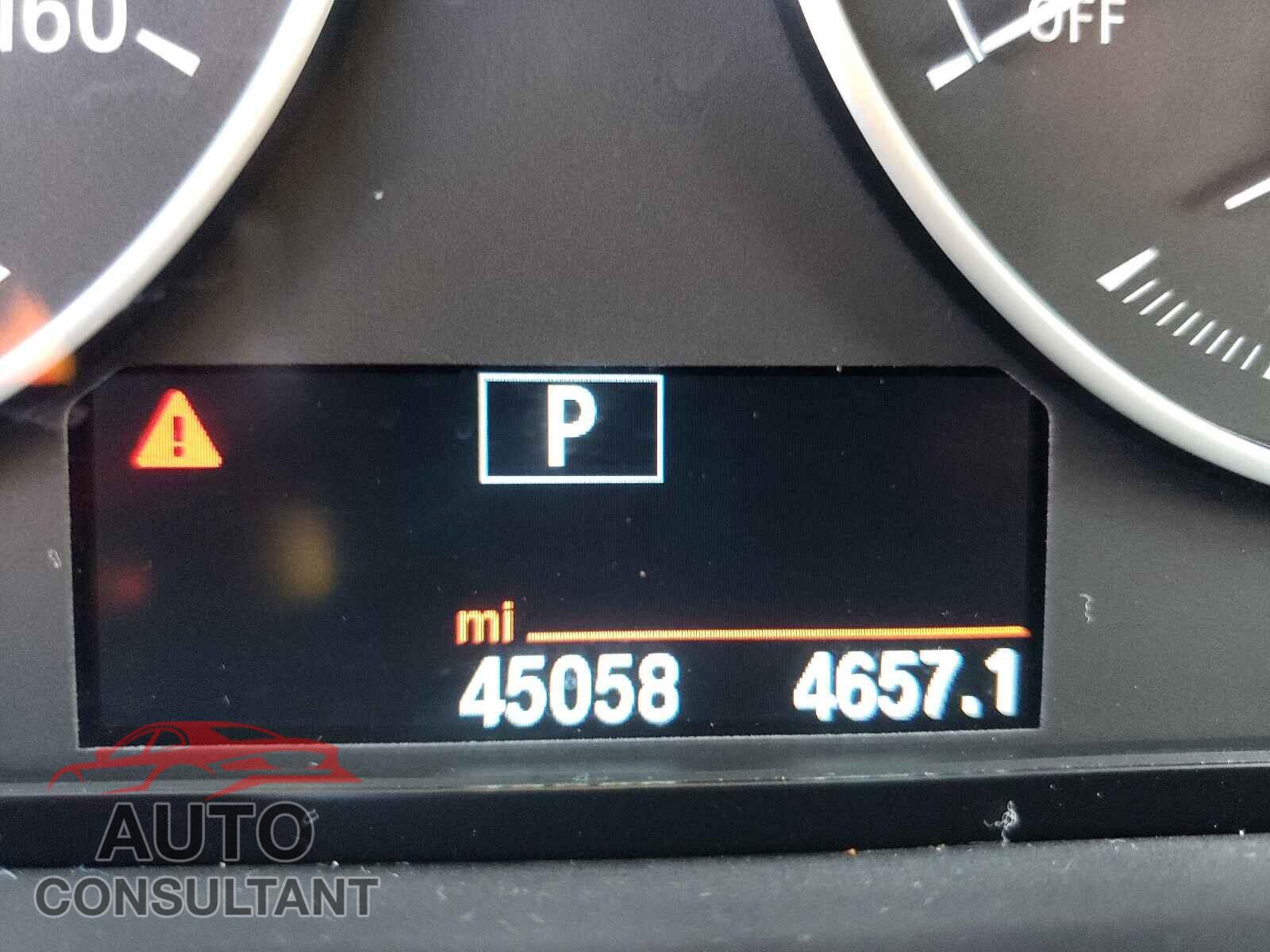 BMW X1 2017 - WBXHT3C38H5F86372