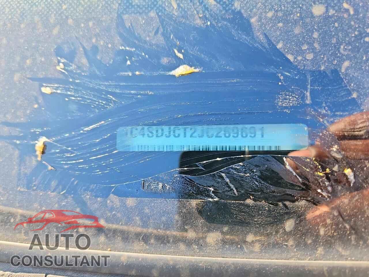 DODGE DURANGO 2018 - 1C4SDJCT2JC269691