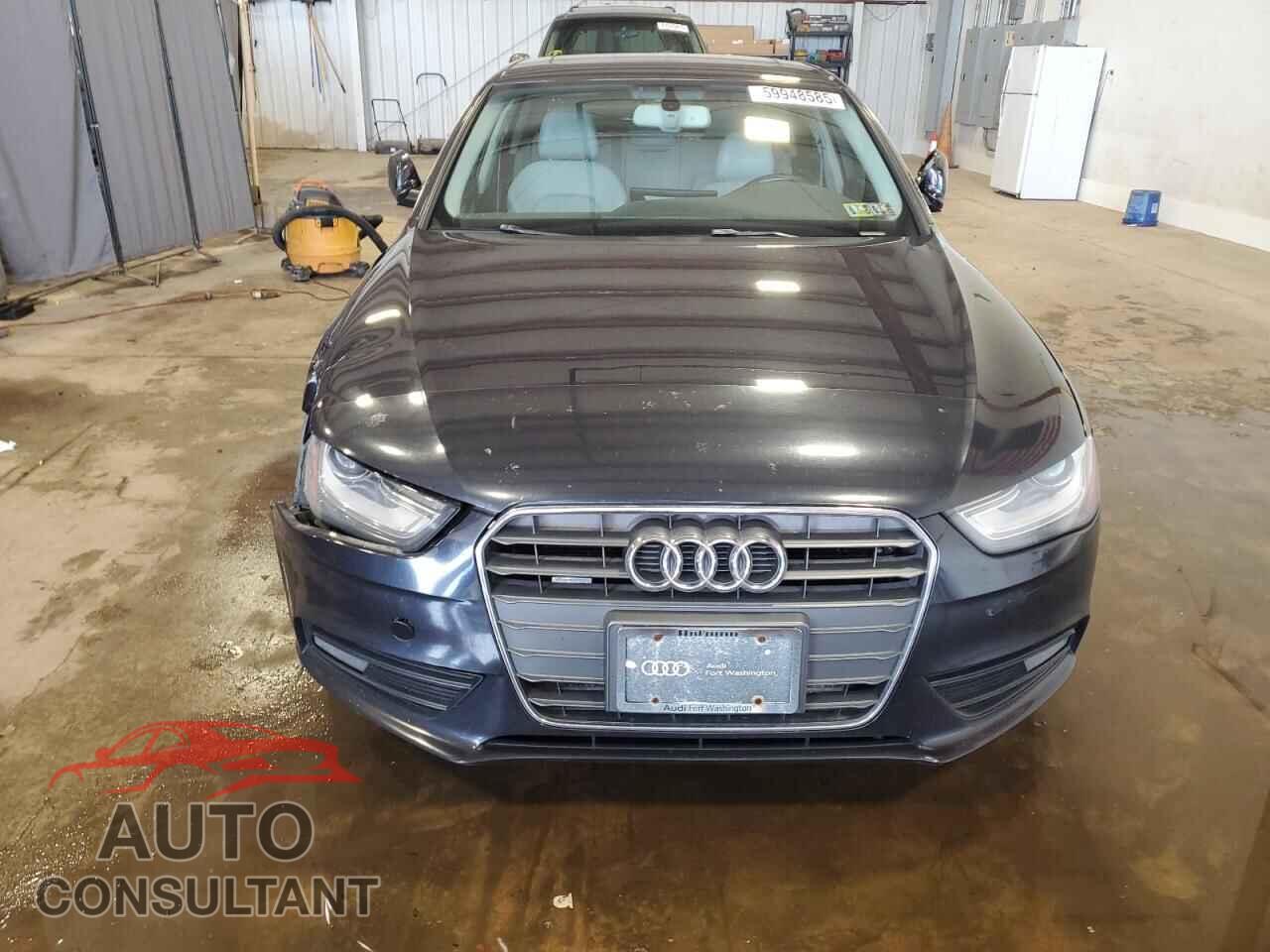 AUDI A4 2013 - WAUMFAFL5DA155759