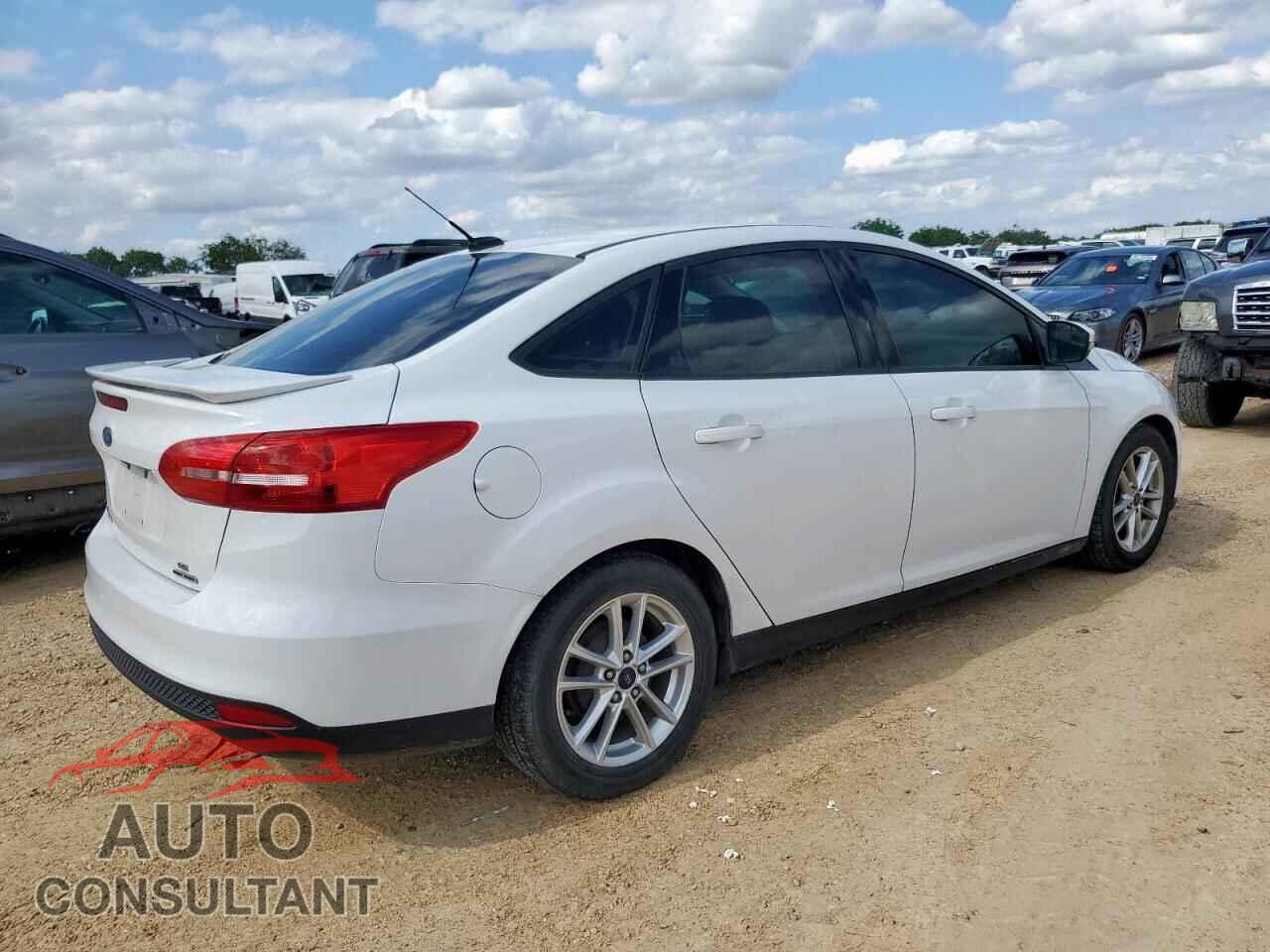 FORD FOCUS 2016 - 1FADP3F22GL297228
