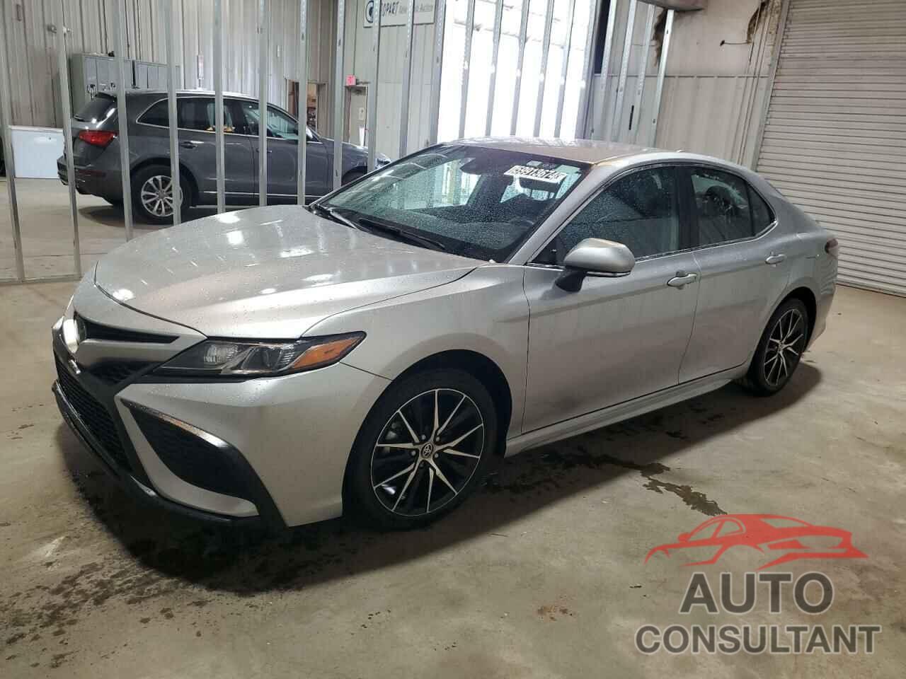 TOYOTA CAMRY 2023 - 4T1G11AK6PU747795