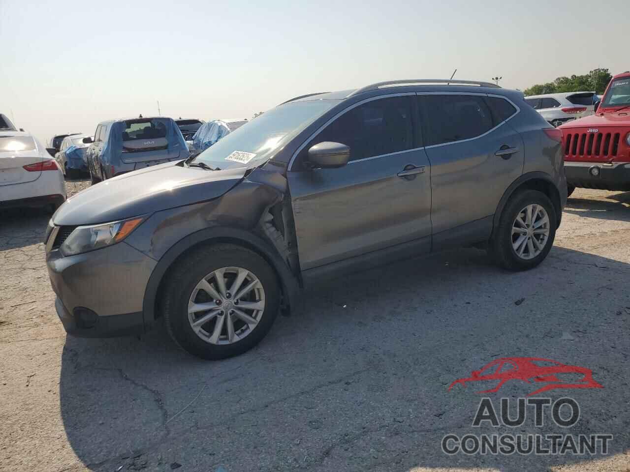 NISSAN ROGUE 2018 - JN1BJ1CR5JW269005
