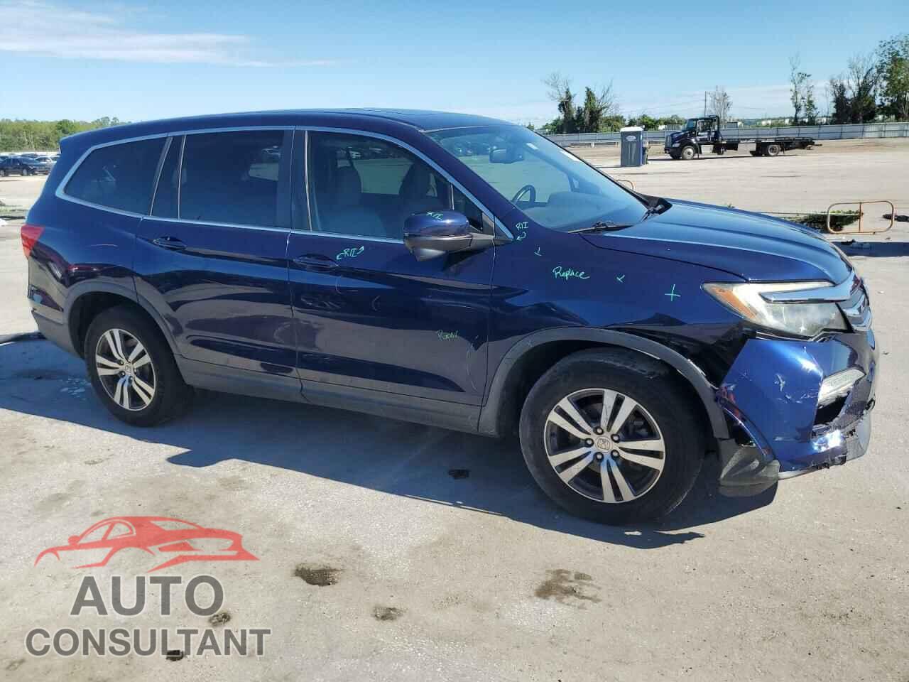 HONDA PILOT 2017 - 5FNYF5H58HB001733