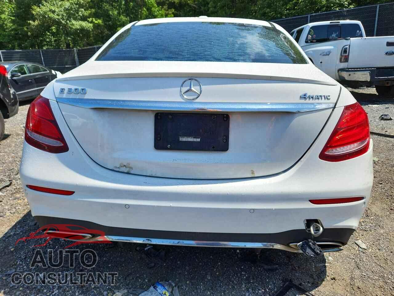 MERCEDES-BENZ E-CLASS 2017 - WDDZF4KB8HA238752