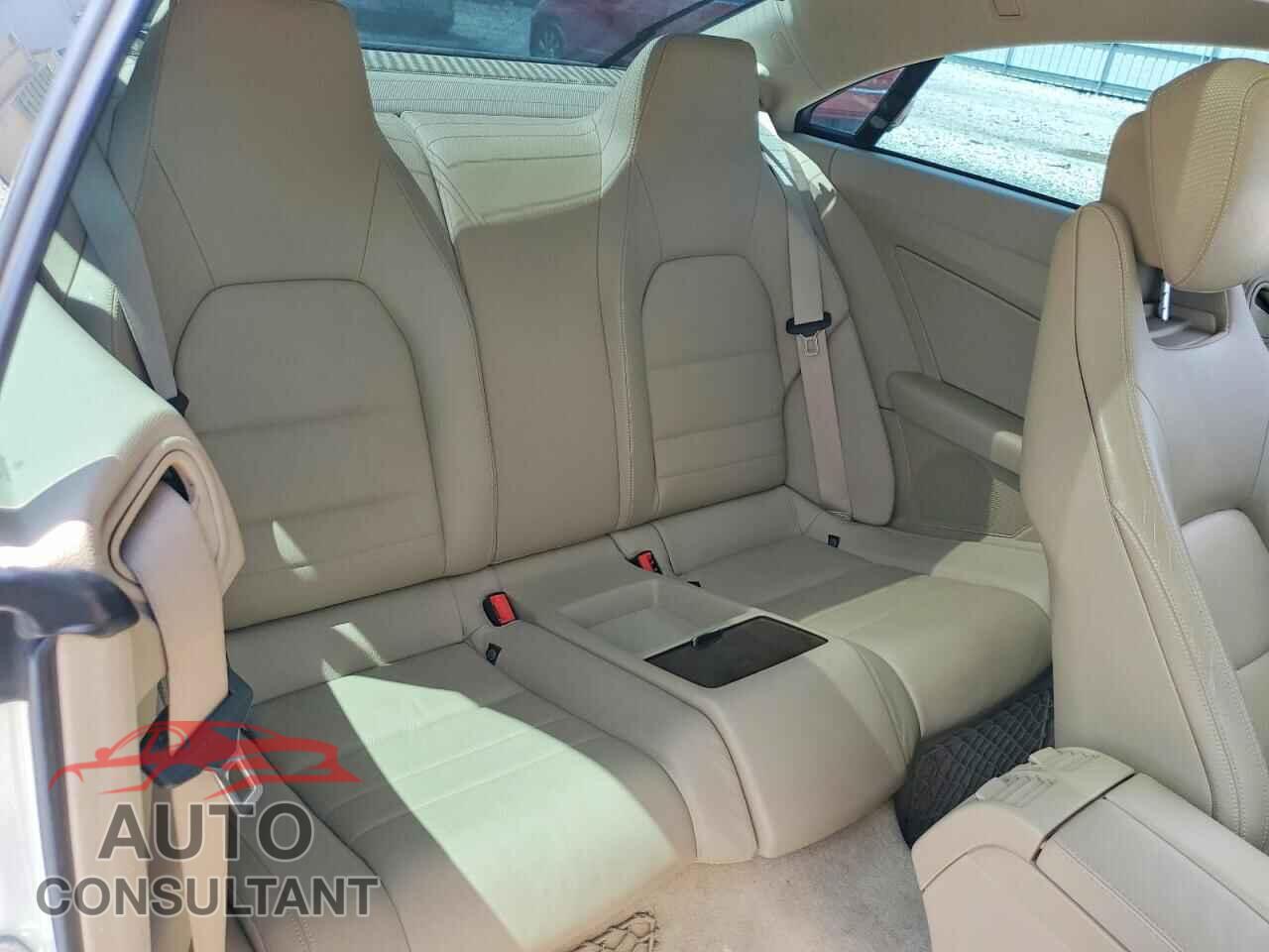 MERCEDES-BENZ E-CLASS 2012 - WDDKJ5KB0CF170061