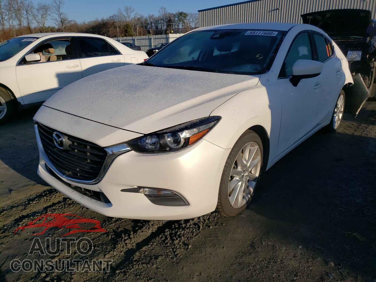 MAZDA 3 2017 - 3MZBN1V70HM101986