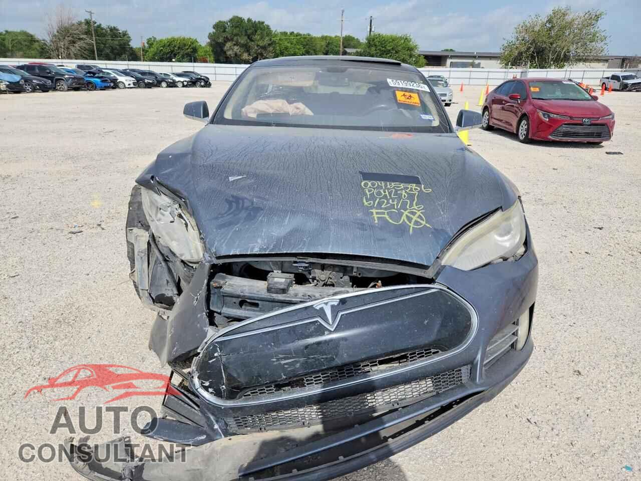 TESLA MODEL S 2013 - 5YJSA1CN0DFP04287