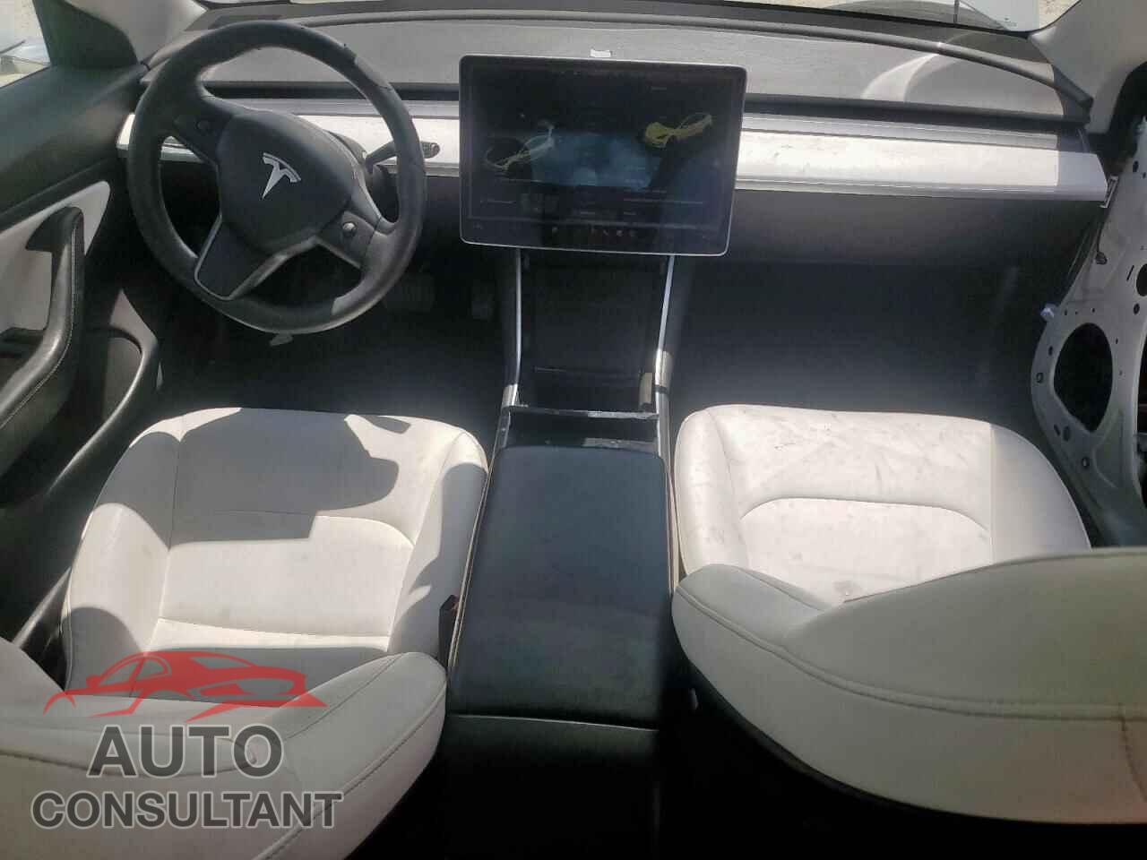 TESLA MODEL 3 2020 - 5YJ3E1EA7LF599135