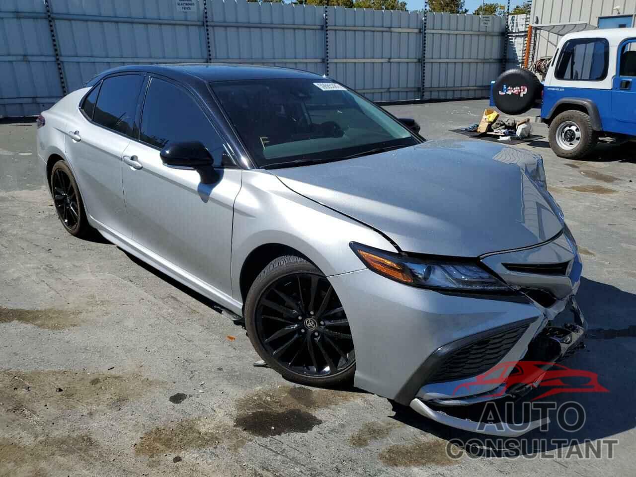 TOYOTA CAMRY 2021 - 4T1K31AK8MU028273