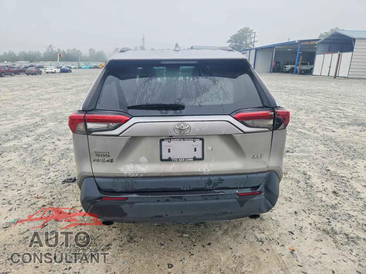 TOYOTA RAV4 2022 - 2T3W1RFVXNW189032
