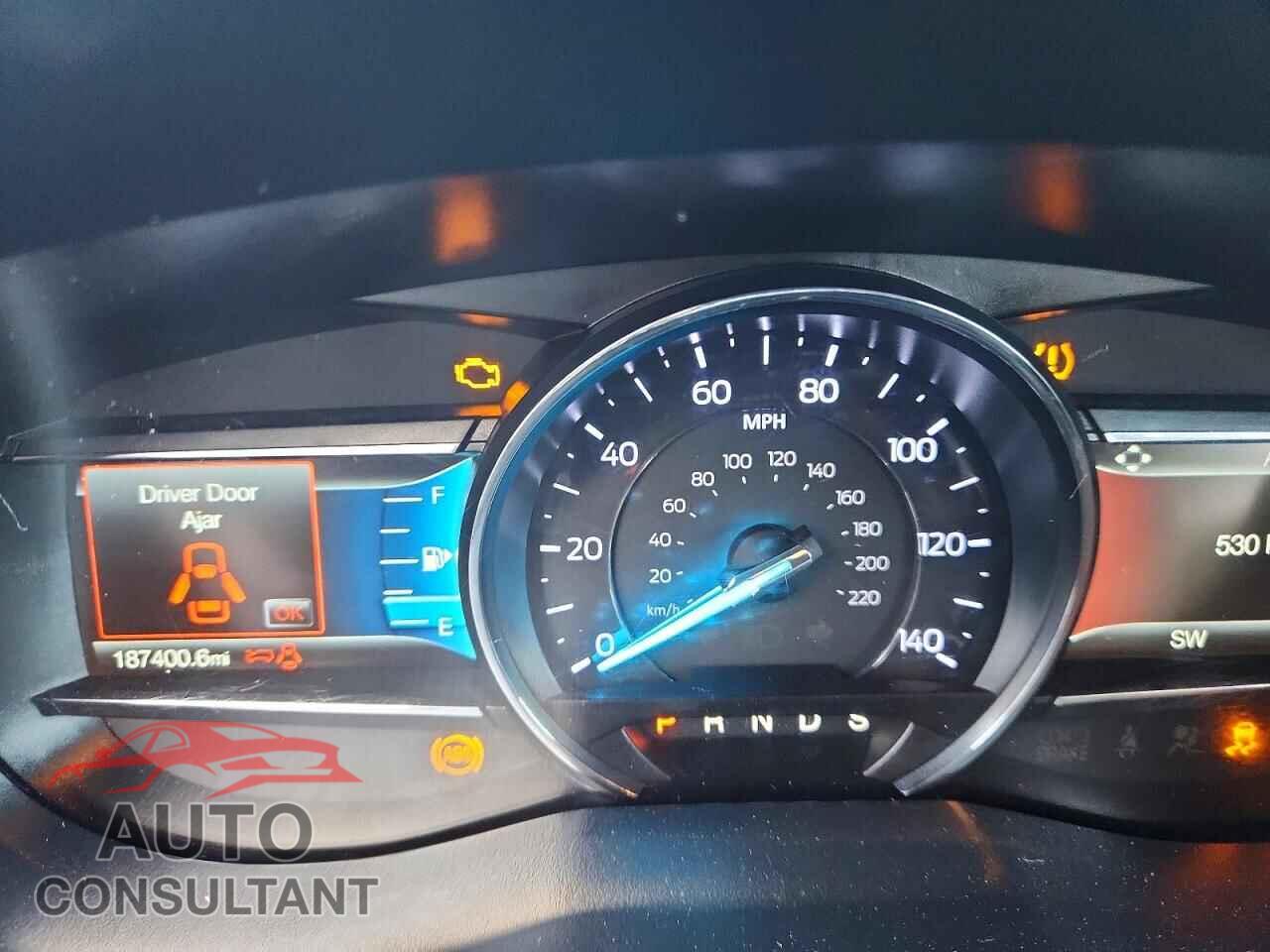FORD EXPLORER 2018 - 1FM5K7FH8JGC92801