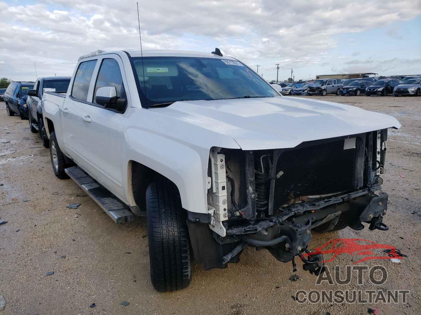 CHEVROLET SILVERADO 2018 - 3GCUKREC3JG323099