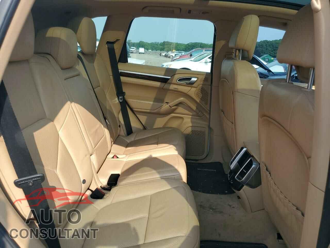 PORSCHE CAYENNE 2014 - WP1AA2A21ELA97033