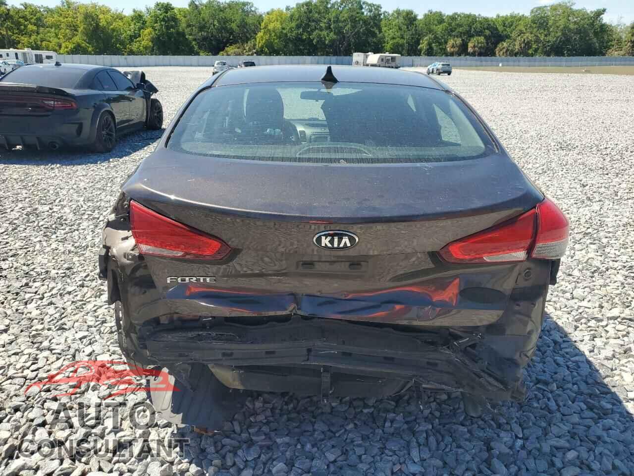 KIA FORTE 2017 - 3KPFL4A75HE137880