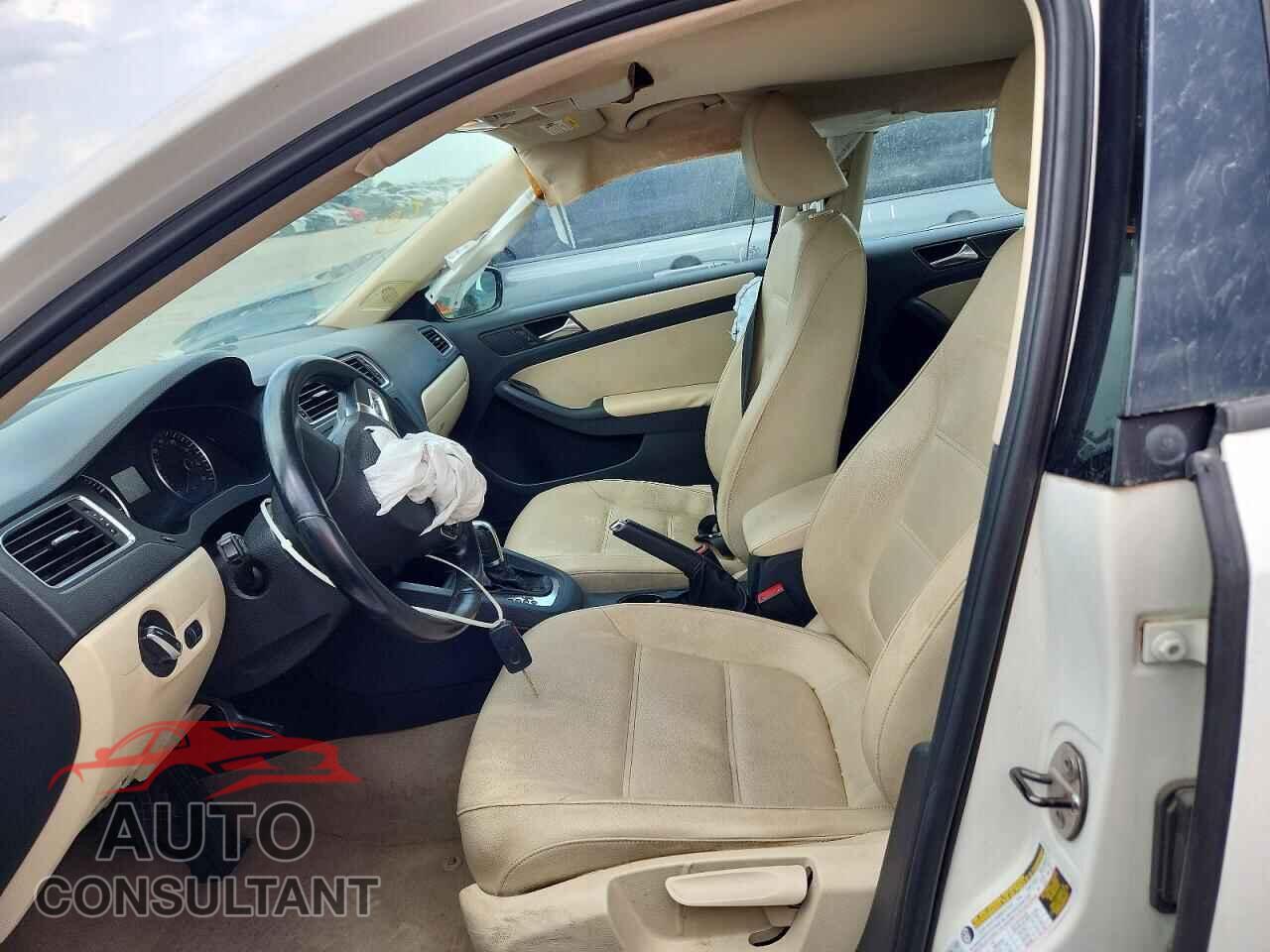 VOLKSWAGEN JETTA 2012 - 3VWDP7AJ3CM374307