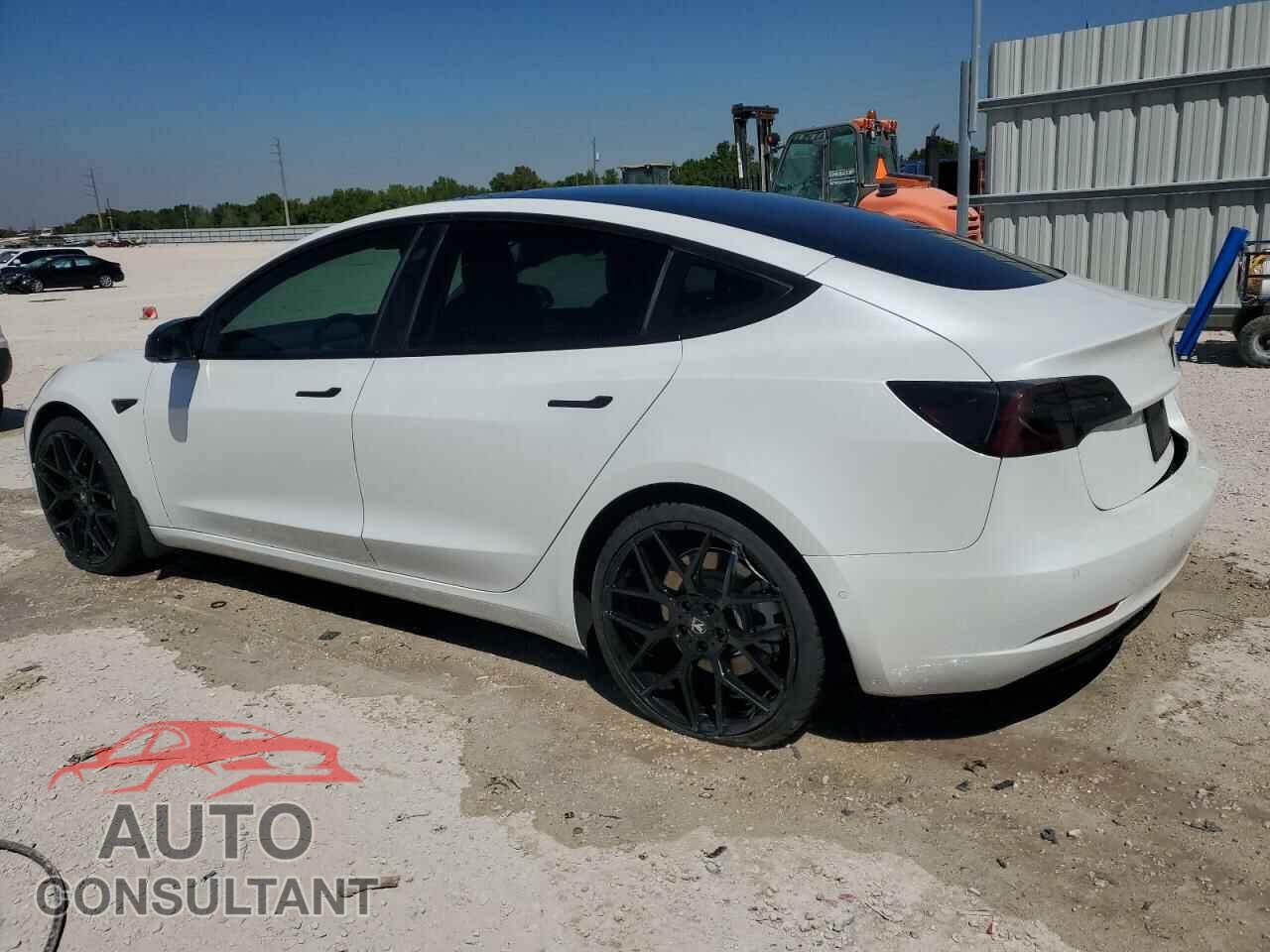 TESLA MODEL 3 2022 - 5YJ3E1EA0NF108956