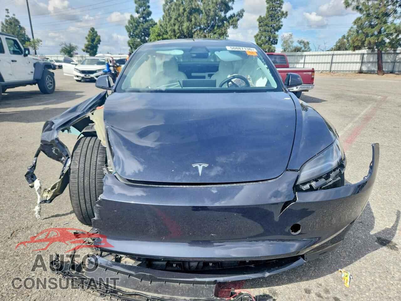 TESLA MODEL 3 2024 - 5YJ3E1EA5RF869231