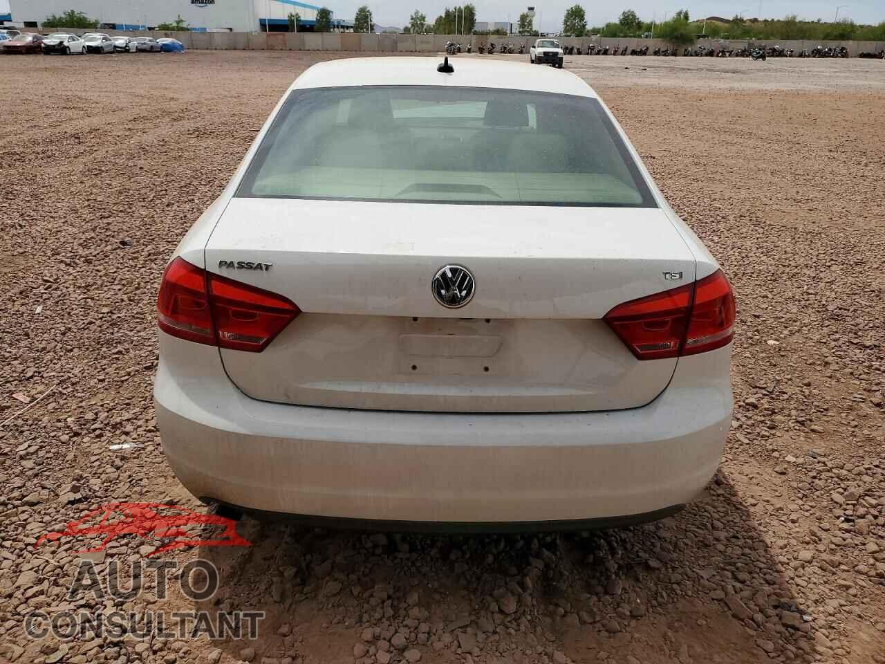 VOLKSWAGEN PASSAT 2015 - 1VWAT7A36FC093365